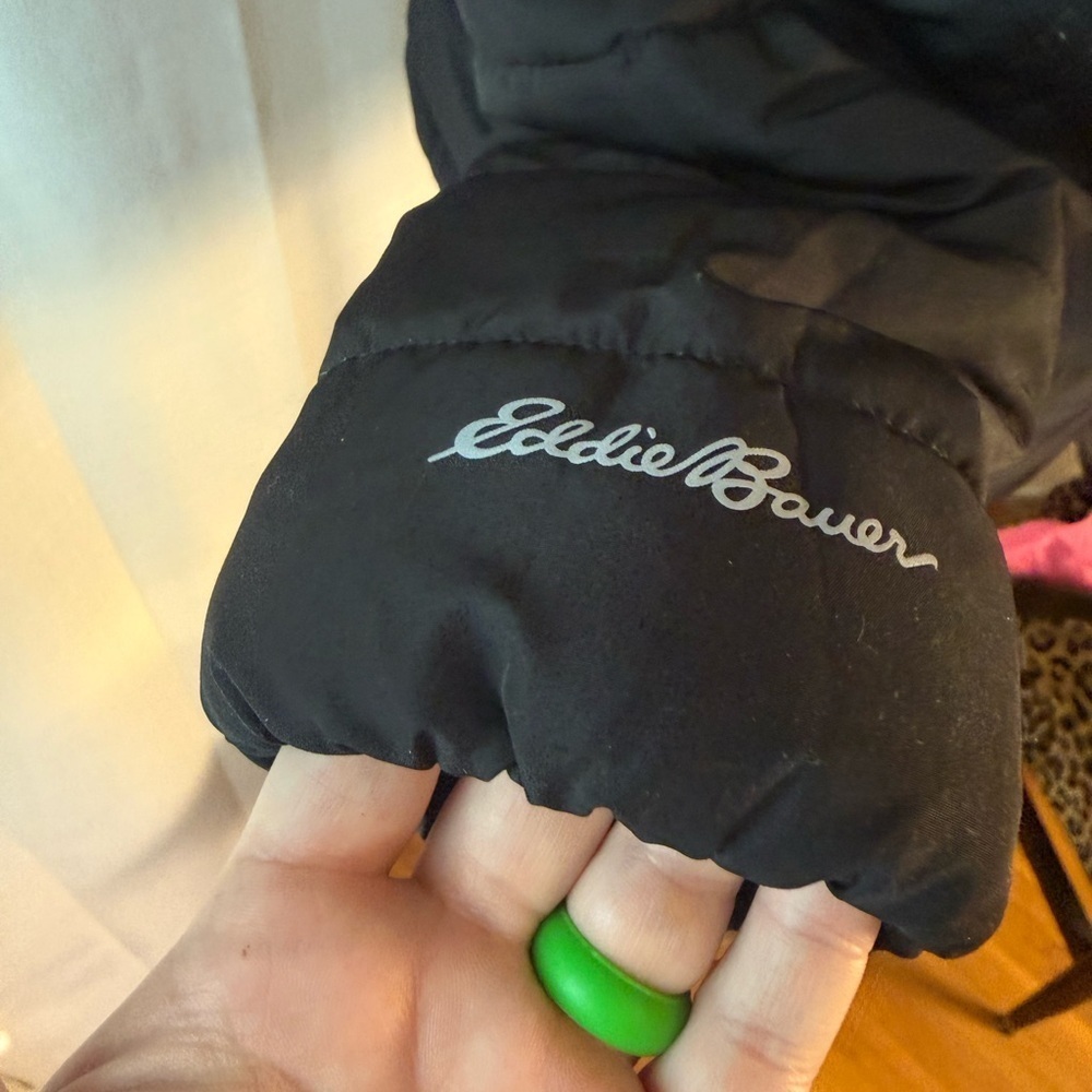 Eddie Bauer Kids XL (16) Black Quilted Puffer Jacket – Fits Women’s XS/Small - Picture 5 of 10